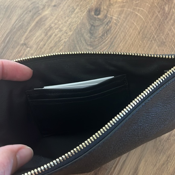 COACH Large Wristlet (FINAL SALE) - Picture 3 of 4